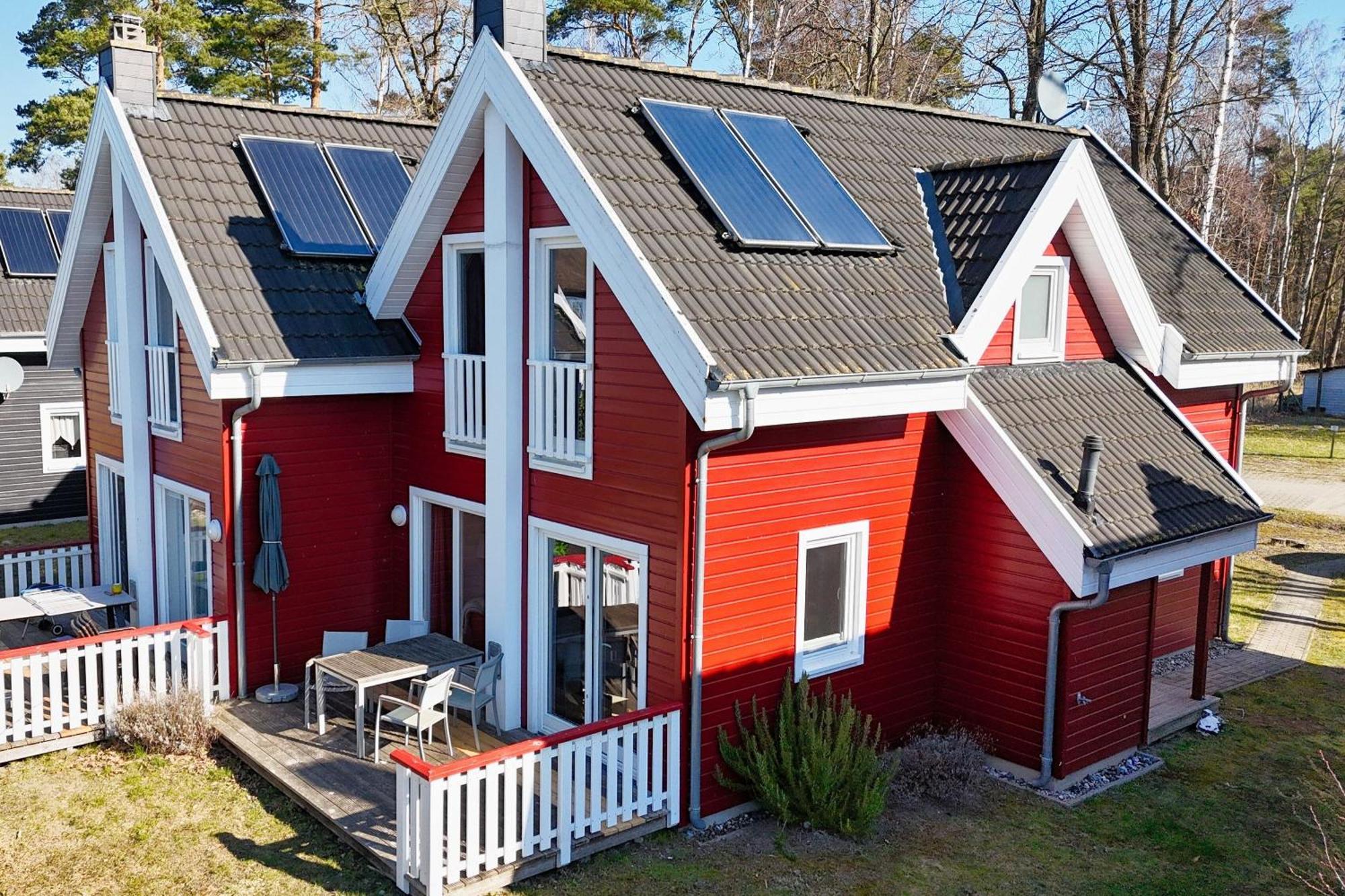 Ferienhaus Wellenlaeufer Haus - Sauna, Terrasse, Garten Glowe Zewnętrze zdjęcie